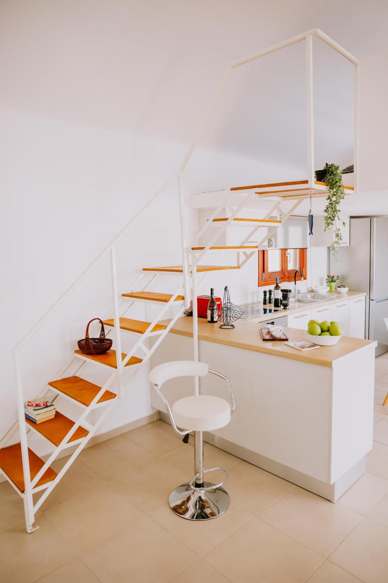 Sun Stories Suites Vóthon Kültér fotó